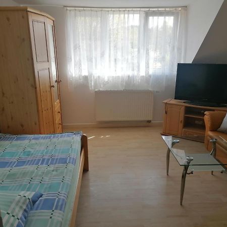 Apartmán Gaestehaus An Der Warnow Schwaan Exteriér fotografie
